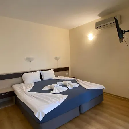Vechna R 7 Sunny Apartment