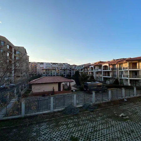 Vechna R 7 Sunny Apartment *