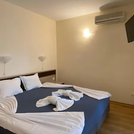 Vechna R 7 Sunny Apartment
